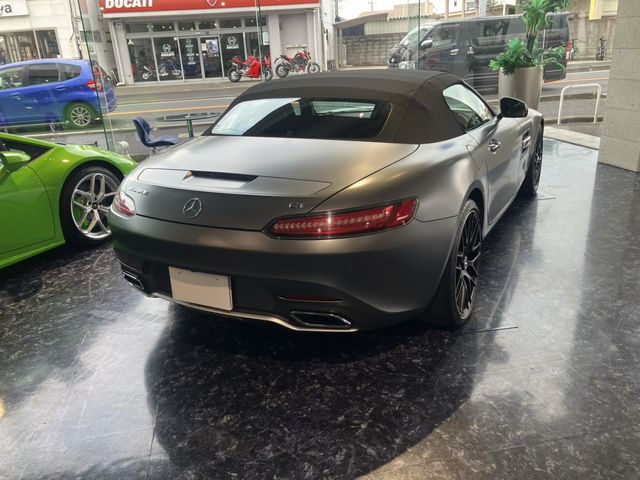 MERCEDES AMG GT Roadster