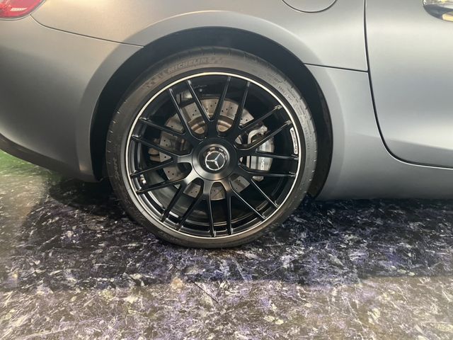 MERCEDES AMG GT Roadster