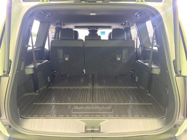 LANDCRUISER 250