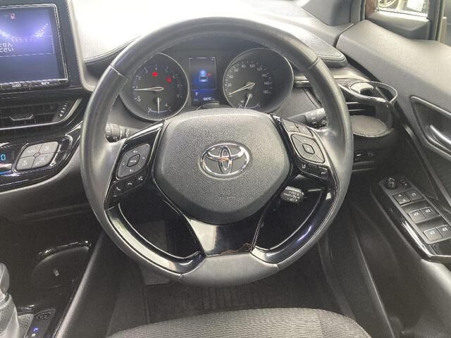 C-HR 4WD