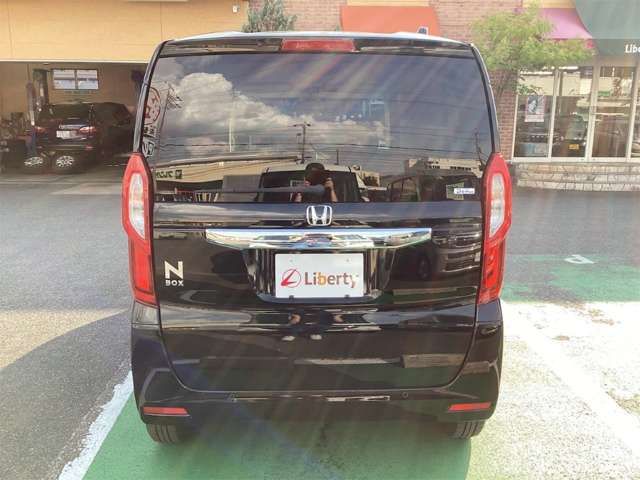 N BOX