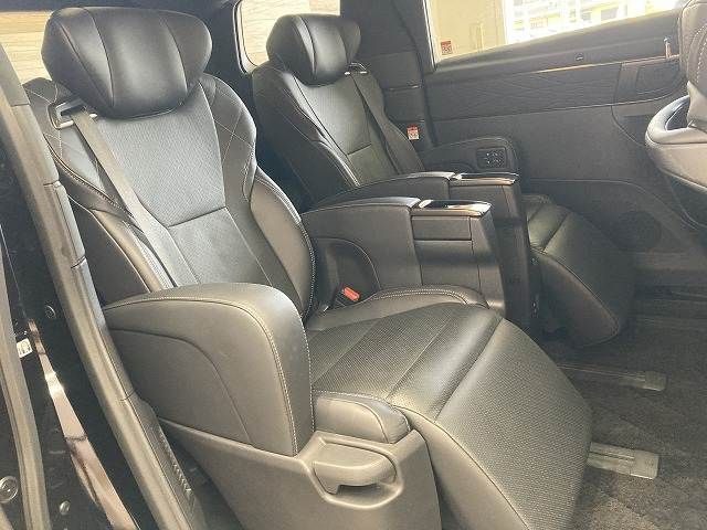 VELLFIRE  HYBRID