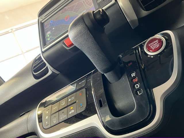 N BOX 4WD