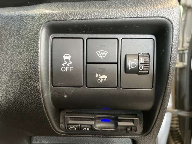 GRACE HYBRID 4WD