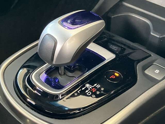 GRACE HYBRID 4WD