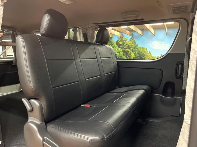 HIACE van 2WD