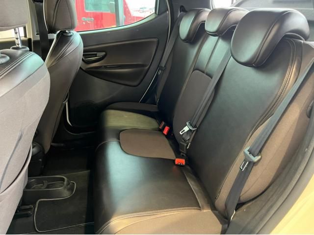 CHRYSLER YPSILON