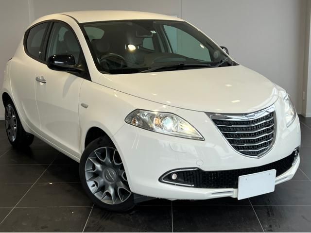 CHRYSLER YPSILON