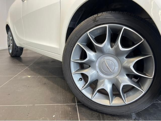 CHRYSLER YPSILON