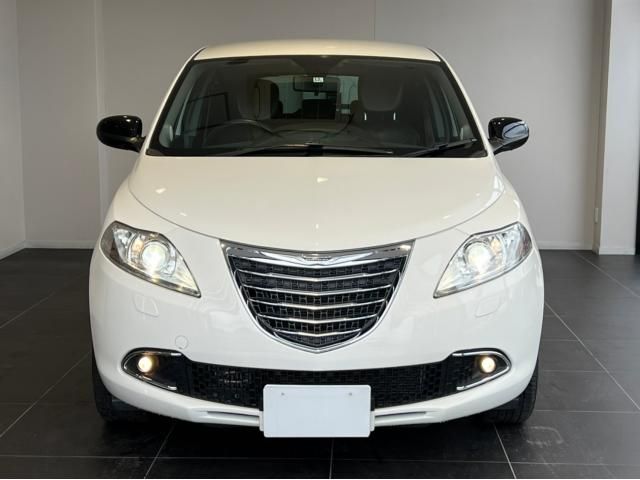 CHRYSLER YPSILON