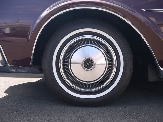 LINCOLN CONTINENTAL