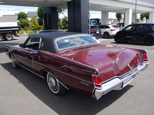 LINCOLN CONTINENTAL
