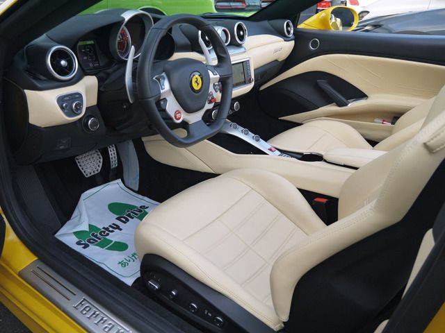 FERRARI California T