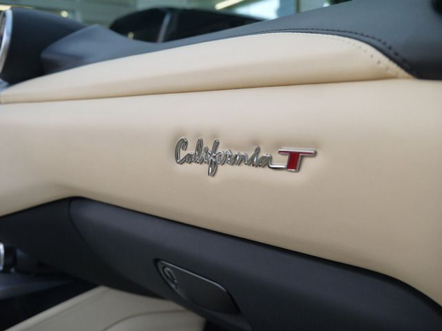 FERRARI California T