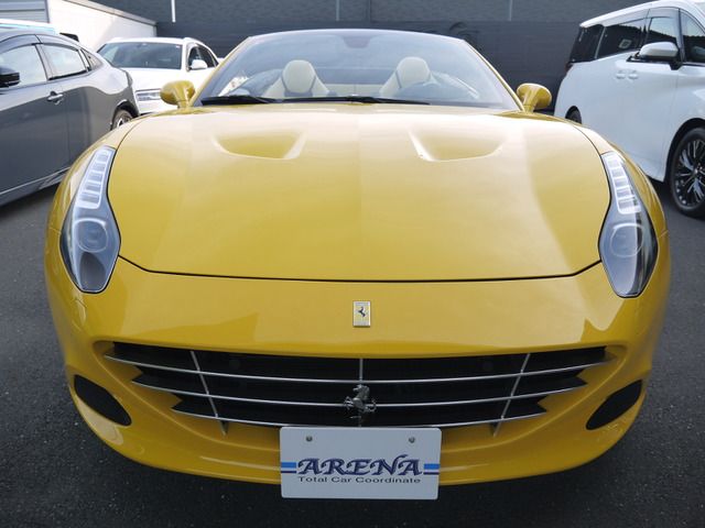 FERRARI California T