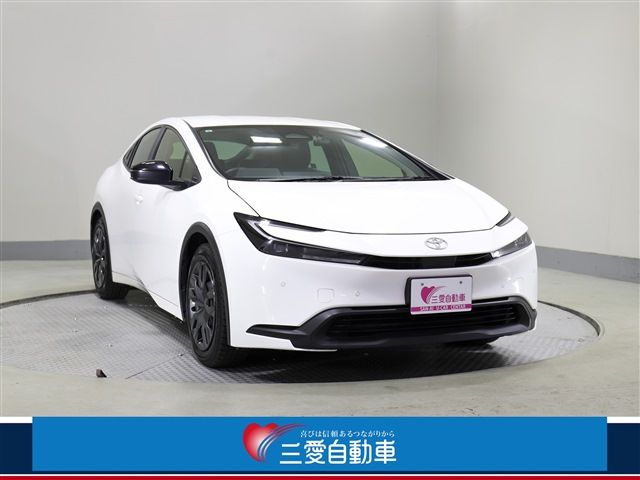 PRIUS 4WD