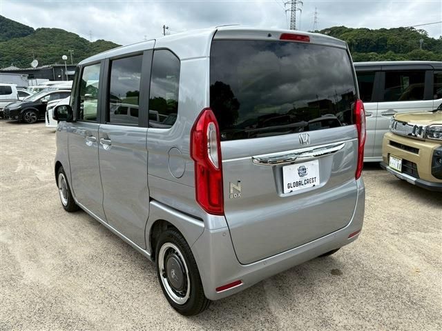 N-BOX