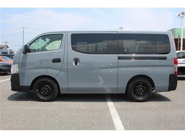 CARAVAN van 2WD