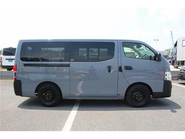 CARAVAN van 2WD