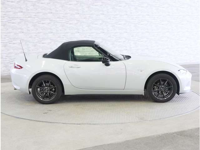 ROADSTER