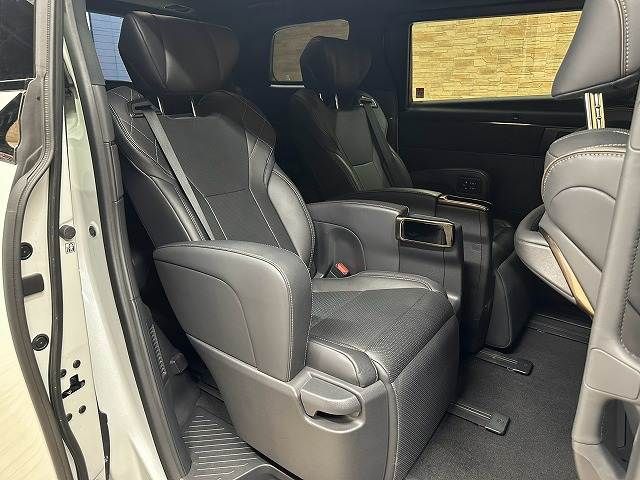 VELLFIRE  HYBRID