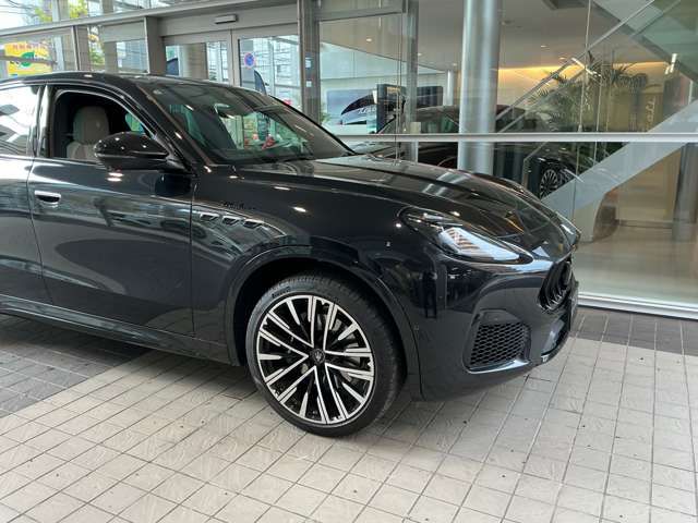 MASERATI Grecale