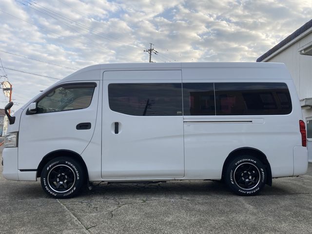 NV350 CARAVAN 4WD