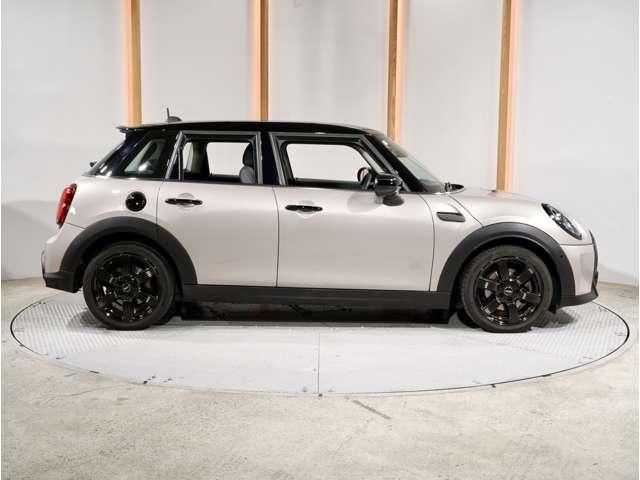 MINI COOPER SD 5DOOR