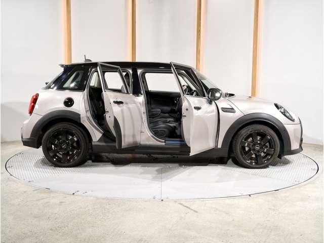 MINI COOPER SD 5DOOR