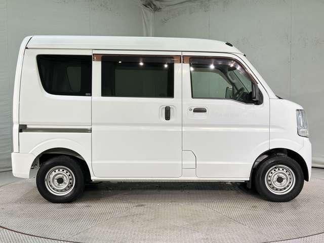 MINICAB van