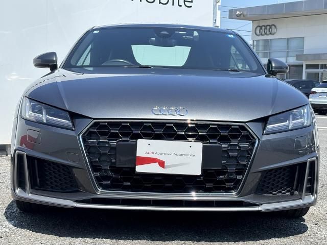 AUDI TT coupe