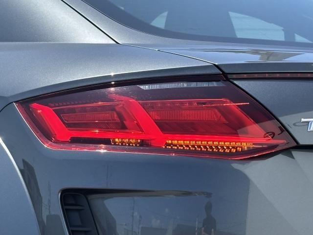AUDI TT coupe