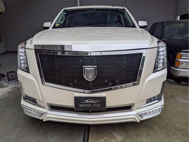 CADILLAC ESCALADE