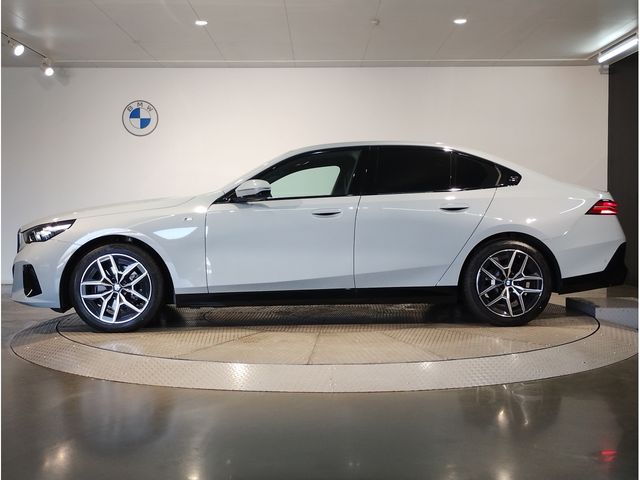 BMW 5series sedan