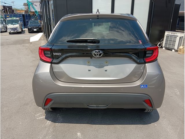 YARIS
