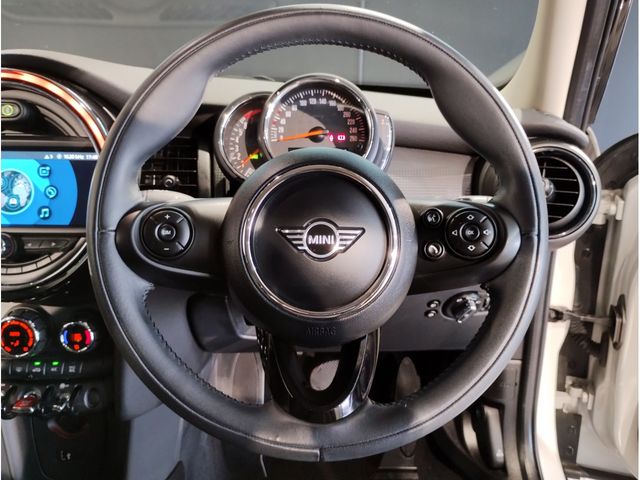 MINI COOPER 5DOOR