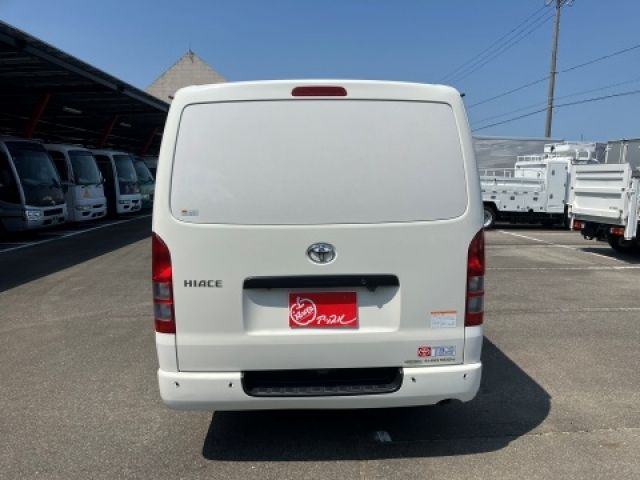 HIACE van 4WD