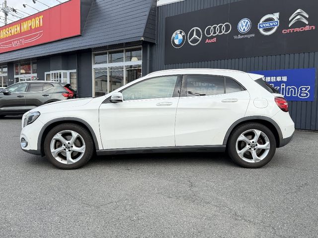 MERCEDES BENZ GLA class