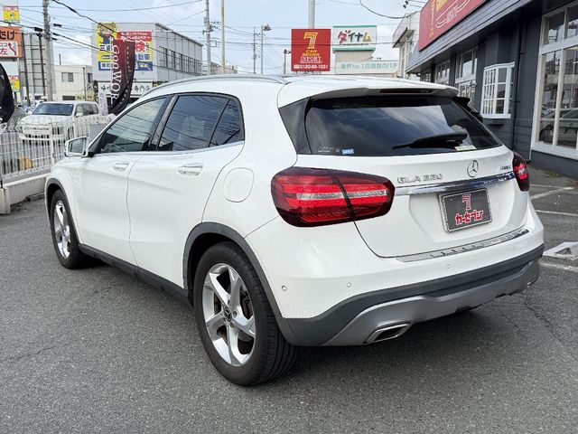 MERCEDES BENZ GLA class