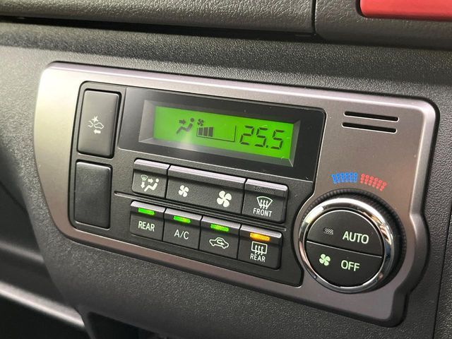 HIACE van 4WD