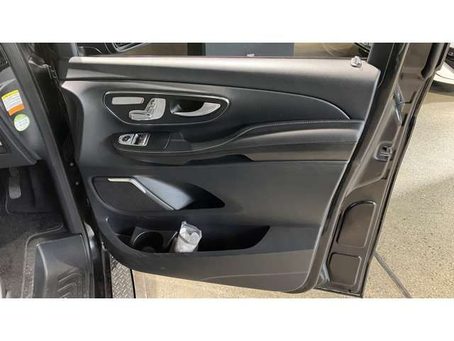 MERCEDES BENZ V class