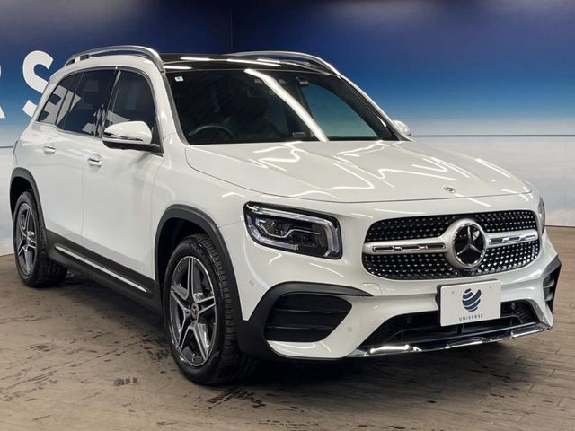 MERCEDES BENZ GLB
