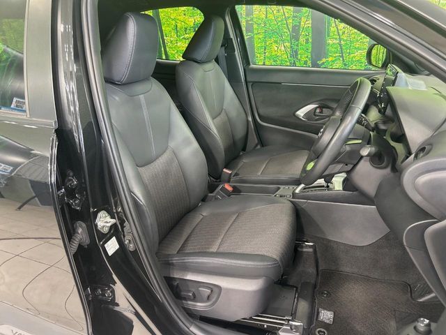 YARIS CROSS HYBRID