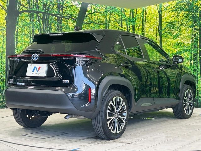 YARIS CROSS HYBRID