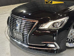 CROWN sedan hybrid
