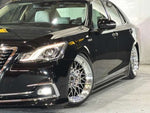 CROWN sedan hybrid