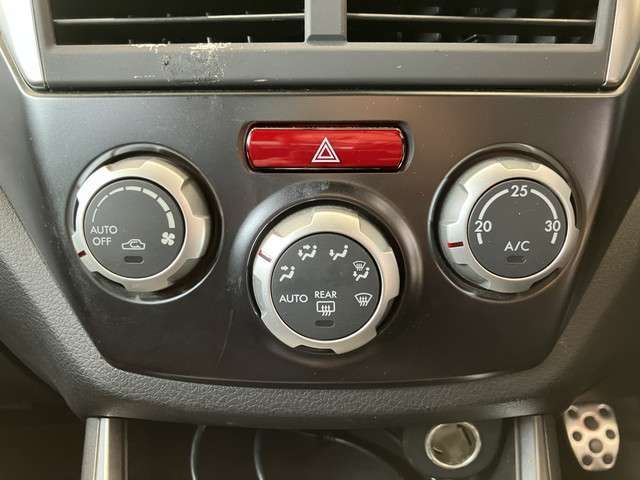 IMPREZA WRX