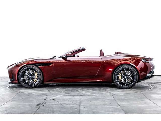 ASTON MARTIN open