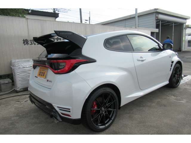 GR YARIS