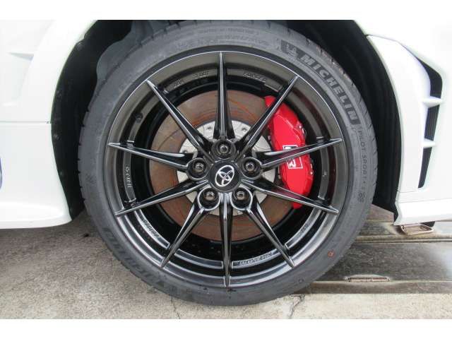 GR YARIS